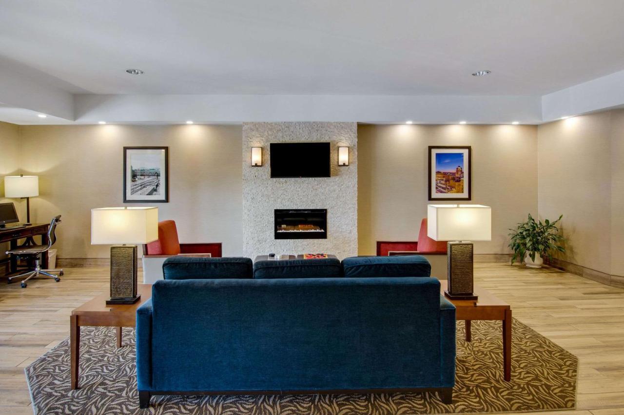 Comfort Inn Airport Roanoke Kültér fotó