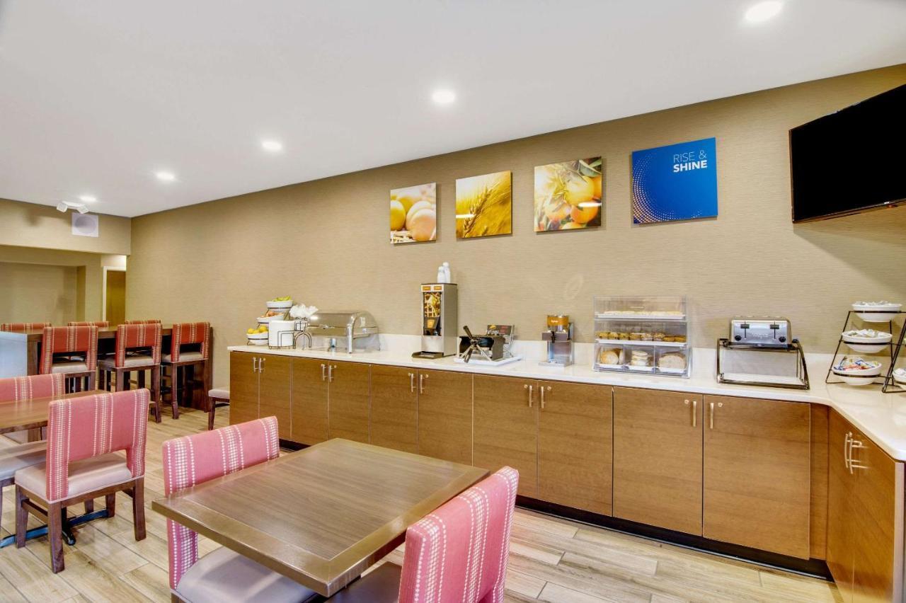 Comfort Inn Airport Roanoke Kültér fotó