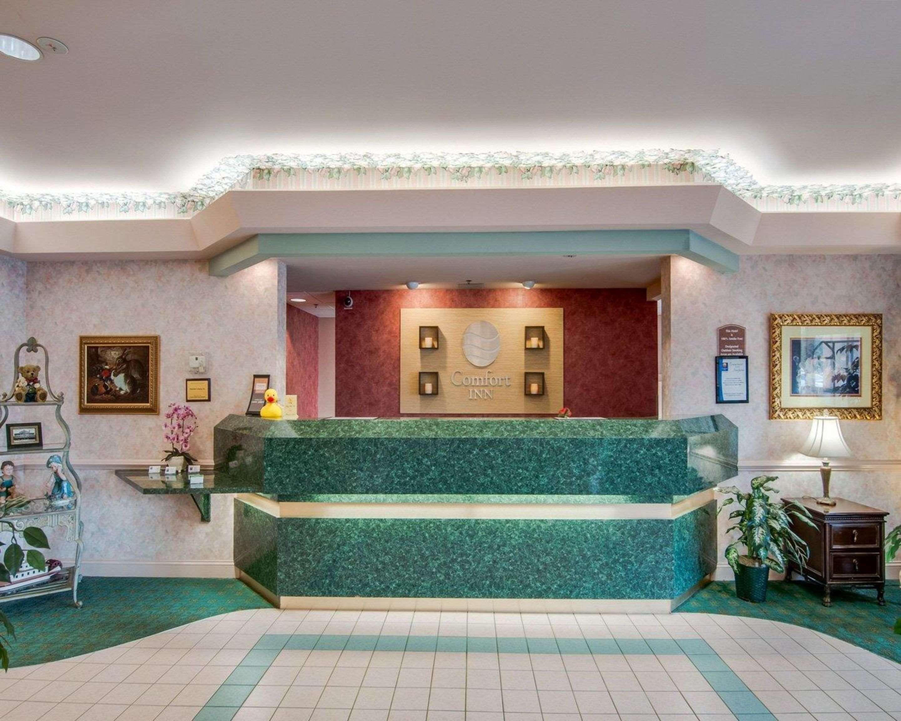 Comfort Inn Airport Roanoke Kültér fotó
